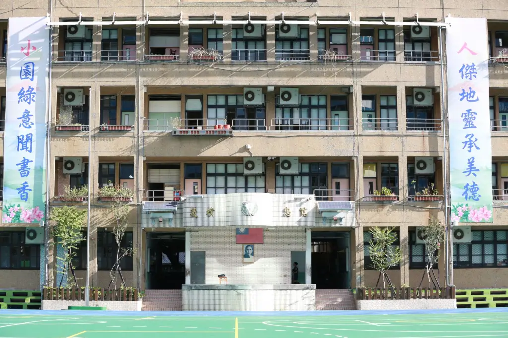 2024年工艺礼品批发市场趋势分析及热门品类推荐