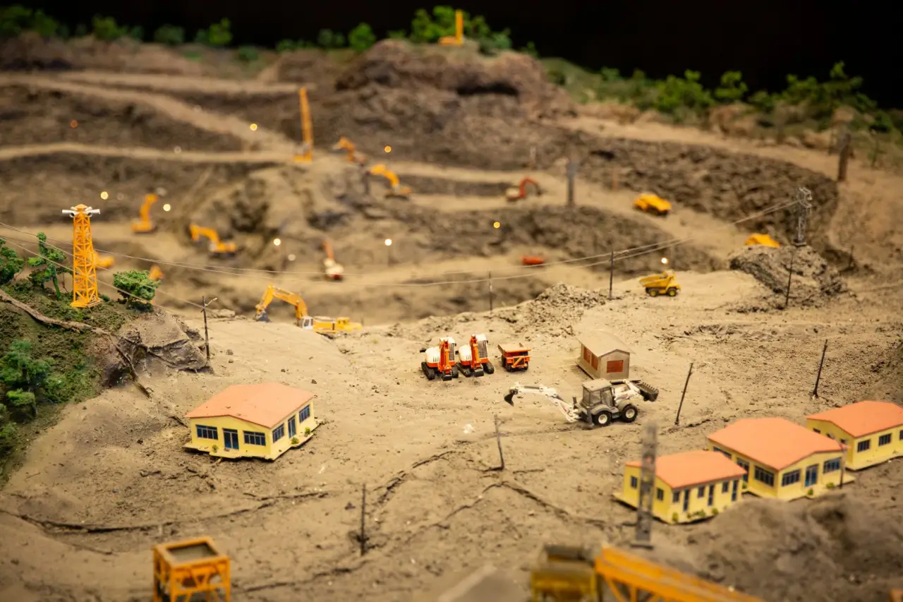 无极霍森家居用品与工艺礼品批发电商平台运营模式解析