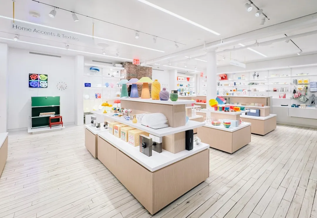家居用品批发采购指南：霍森商贸解析工艺礼品与家居零售合作模式正文配图 2