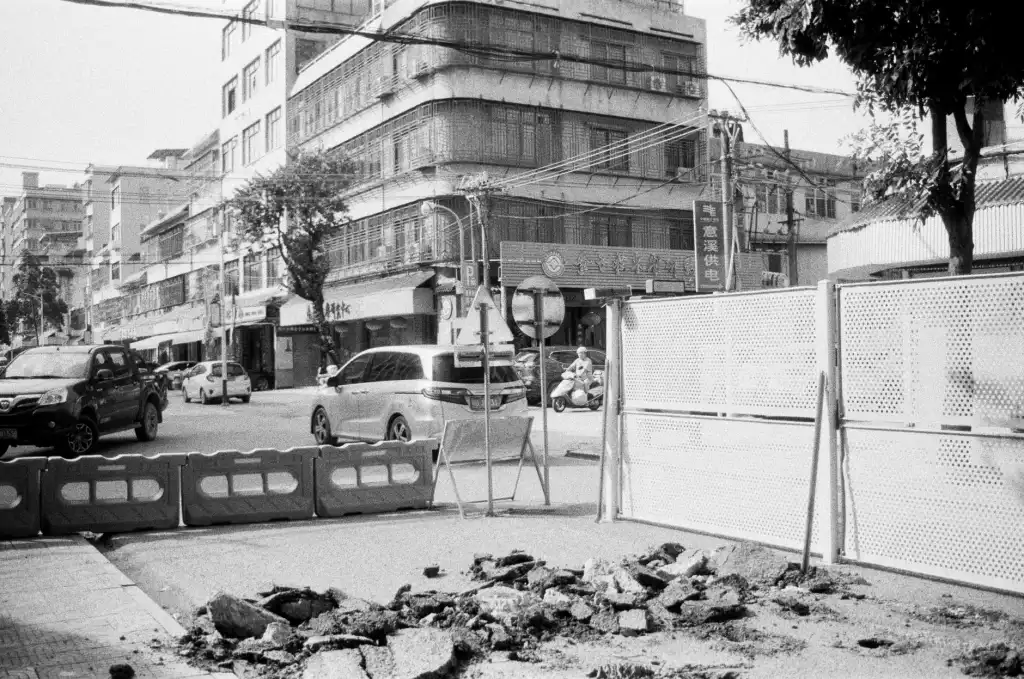 家居用品批发采购指南：工艺礼品选型与供应商评估要点