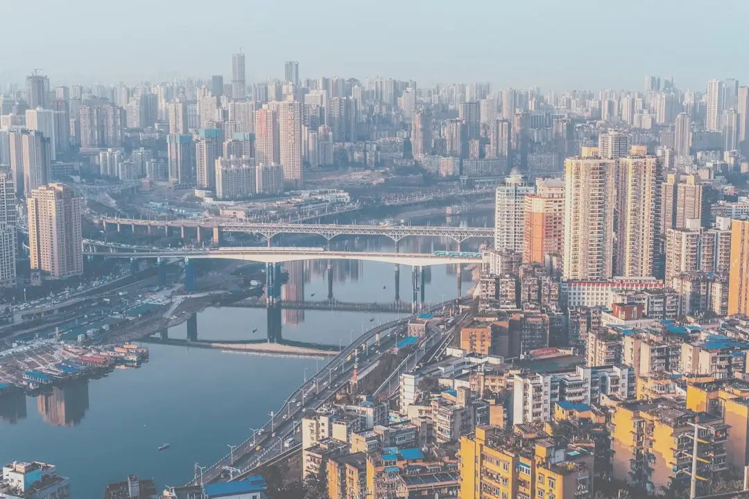 家居用品批发市场趋势分析：工艺礼品采购商如何优化供应链选择